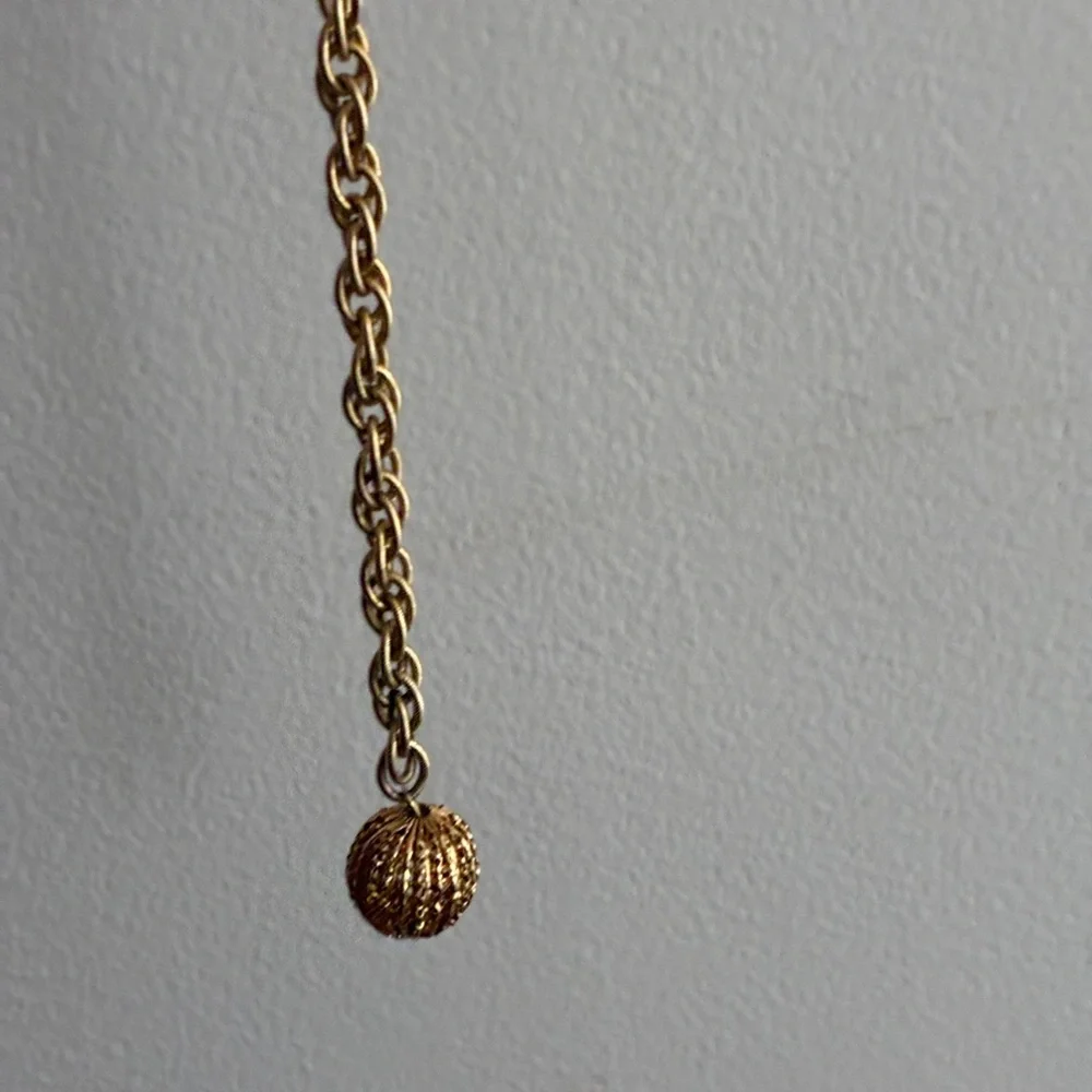 Vintage Gold Chain Belt - Picture 3 of 4